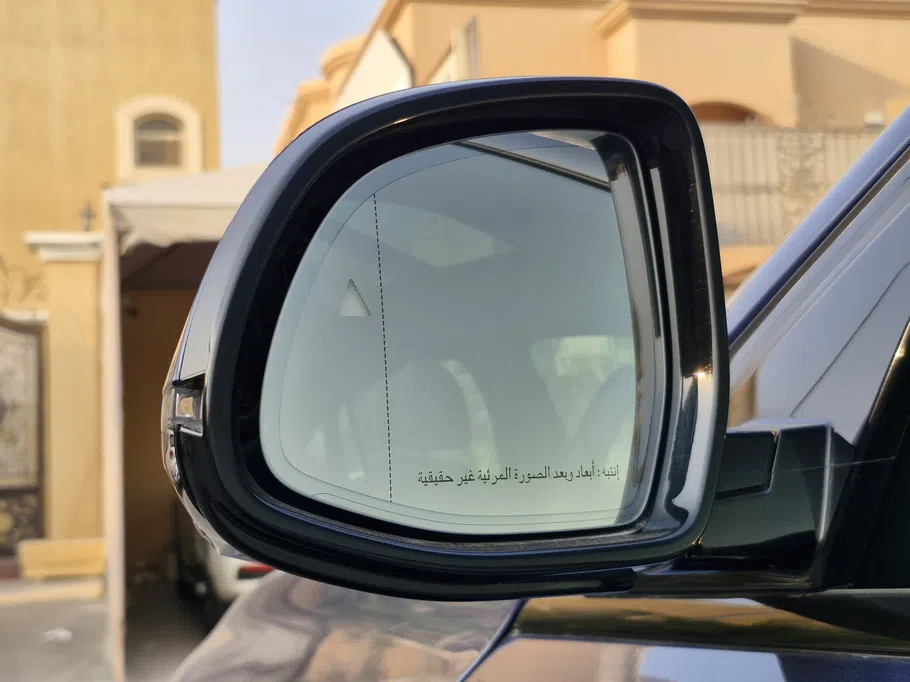 2023 BMW X Series 6 xDrive 40i 