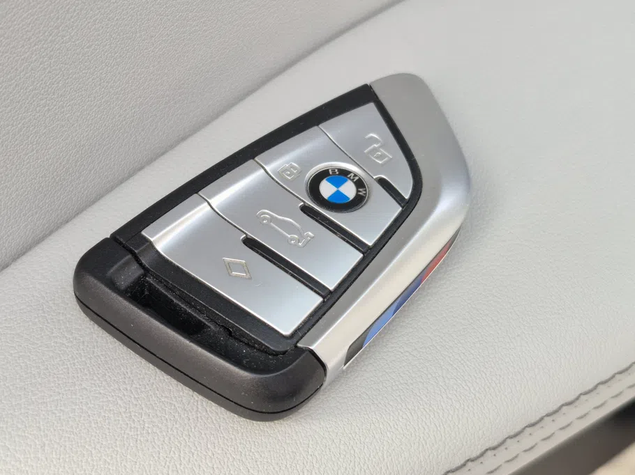 2023 BMW X Series 6 xDrive 40i 
