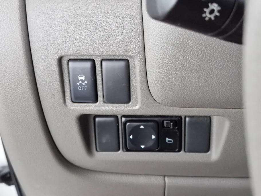 2022 Nissan Sunny SV Comfort 