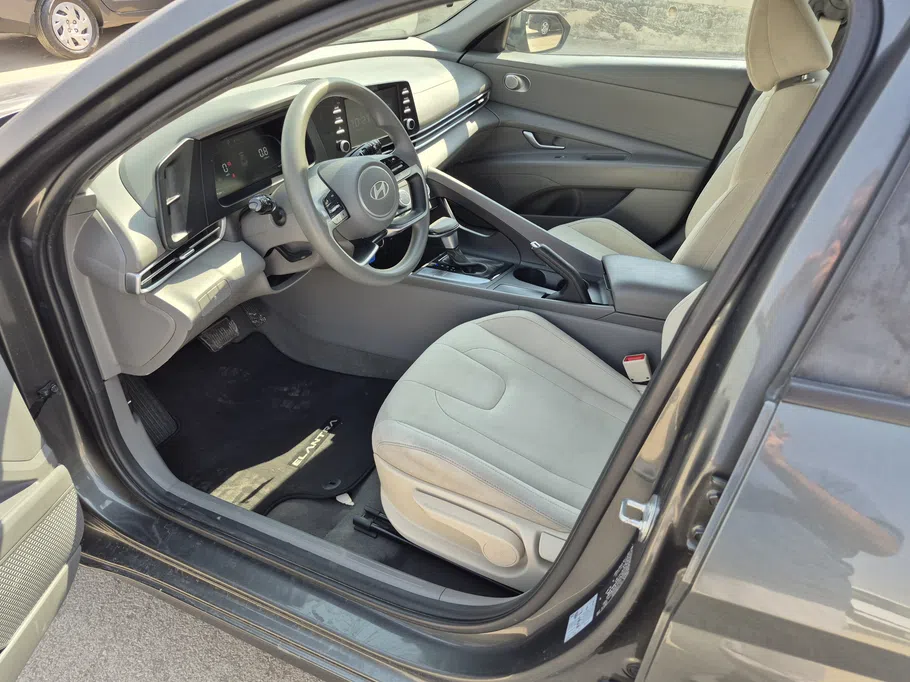 2024 Hyundai Elantra Fleet 