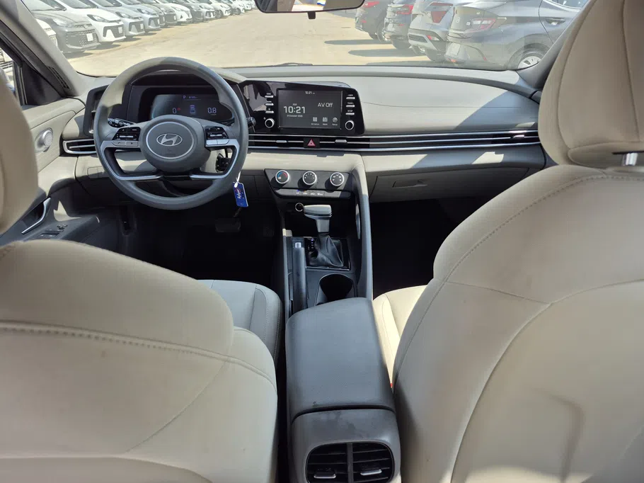 2024 Hyundai Elantra Fleet 