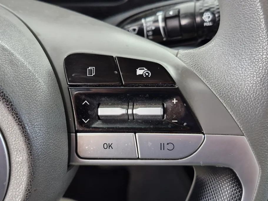 2024 Hyundai Elantra Smart 