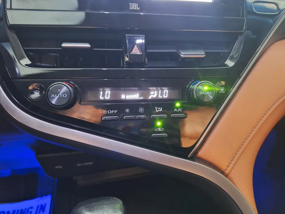 2023 Toyota Camry  GLEX HEV 
