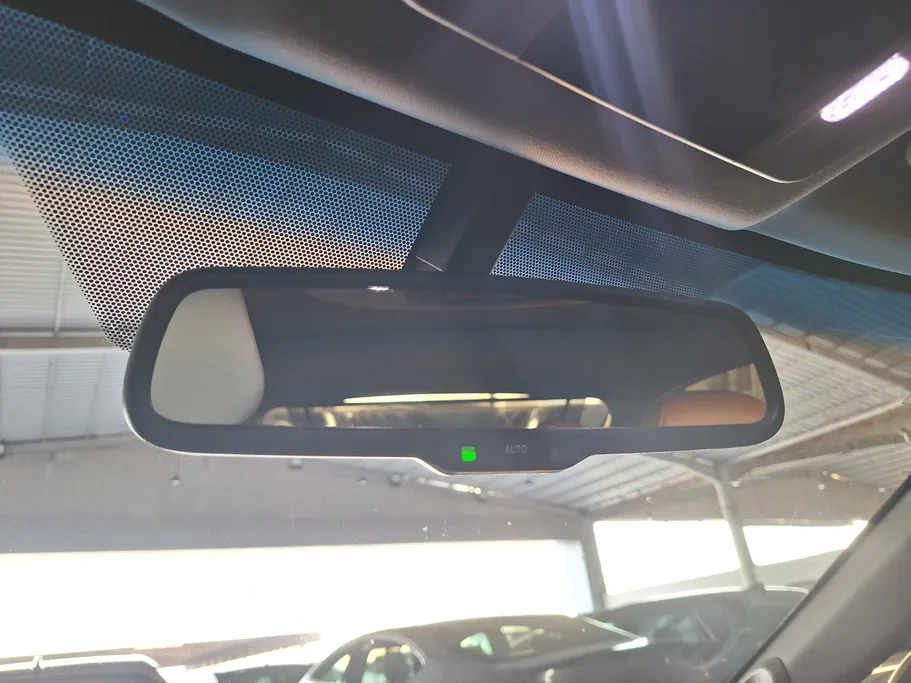 2023 Toyota Camry  GLEX HEV 