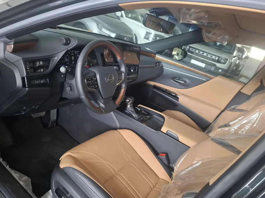 لكزس ES 350 CC 2025 