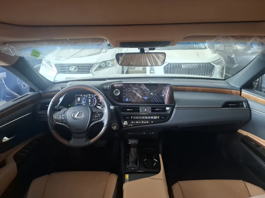 لكزس ES 350 CC 2025 