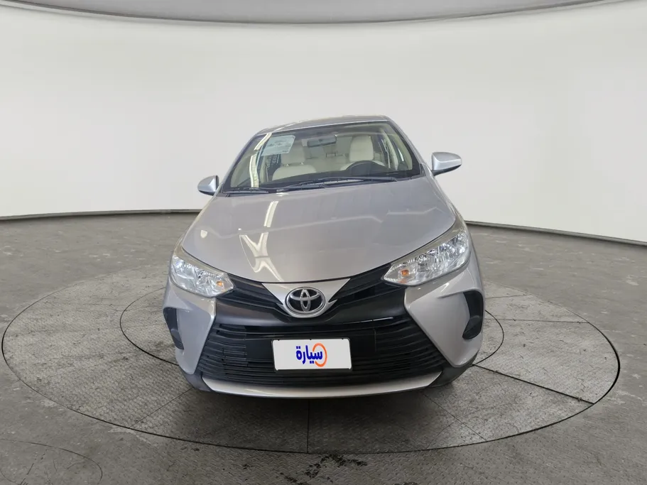 2021 Toyota Yaris  Y 