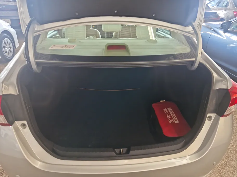 2021 Toyota Yaris  Y 