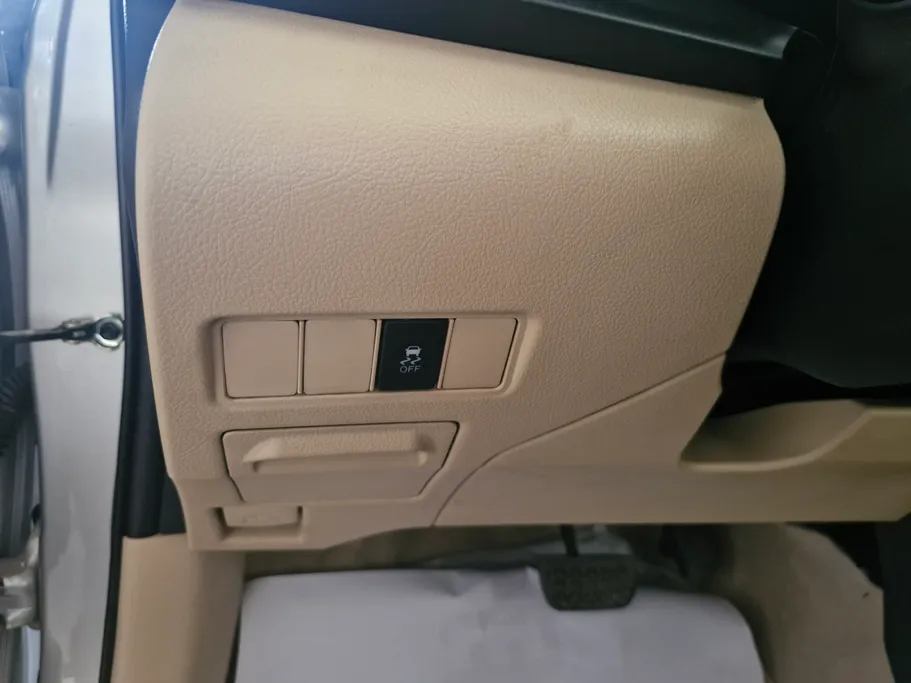 2021 Toyota Yaris  Y 