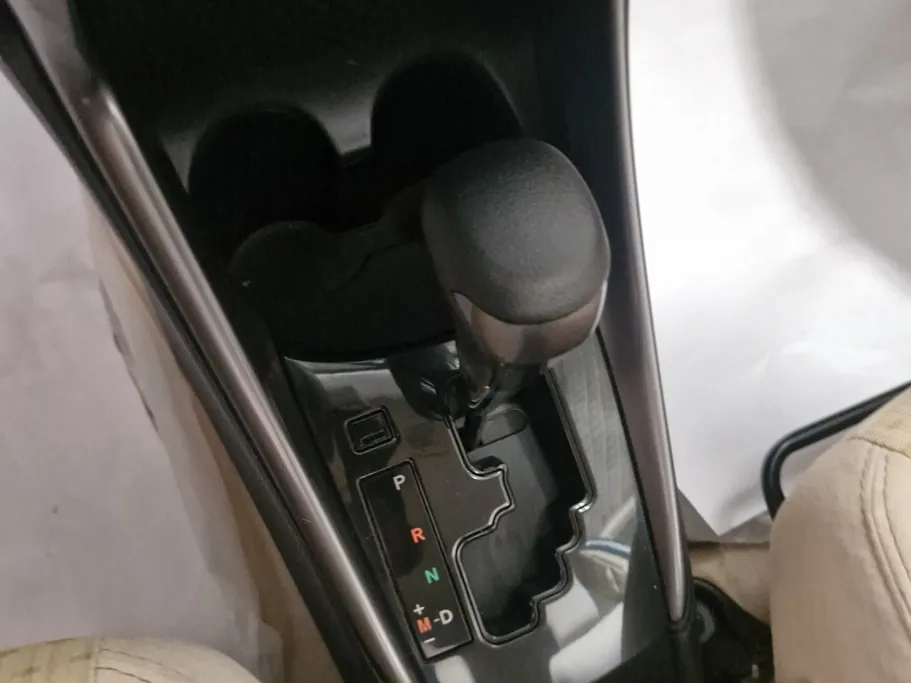 2021 Toyota Yaris  Y 