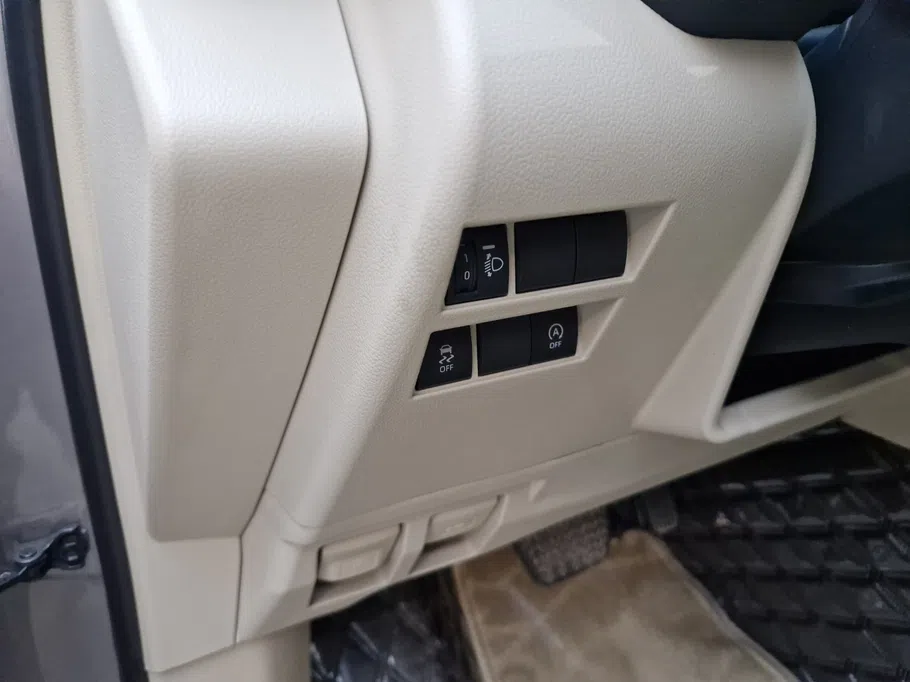 تويوتا لاندكروزر GXR2 2024 