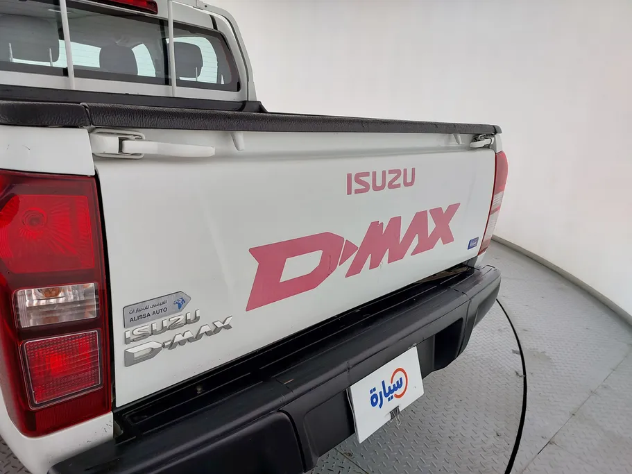 2025 ايسوزو D-max Double Cab 