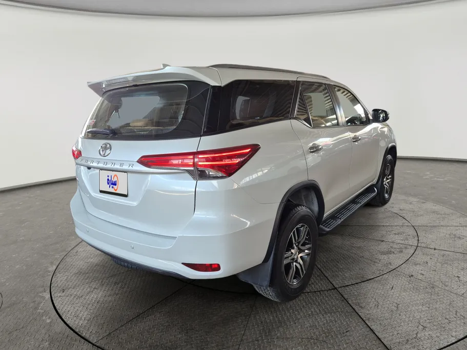 2024 Toyota Fortuner GX 