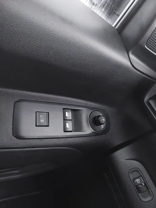 2024 Peugeot Partner Short van 