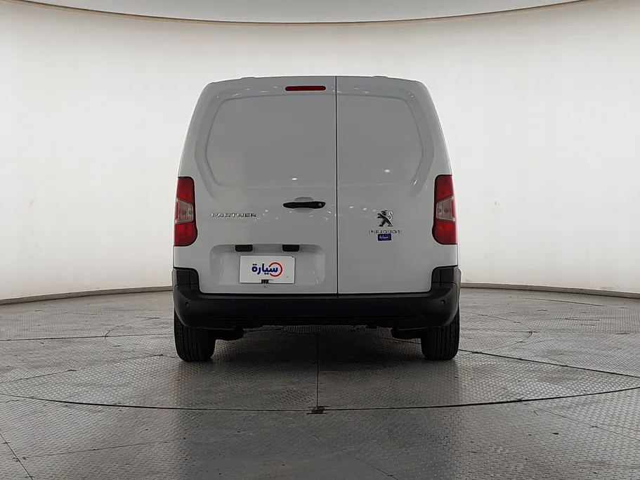 2024 Peugeot Partner Short van 