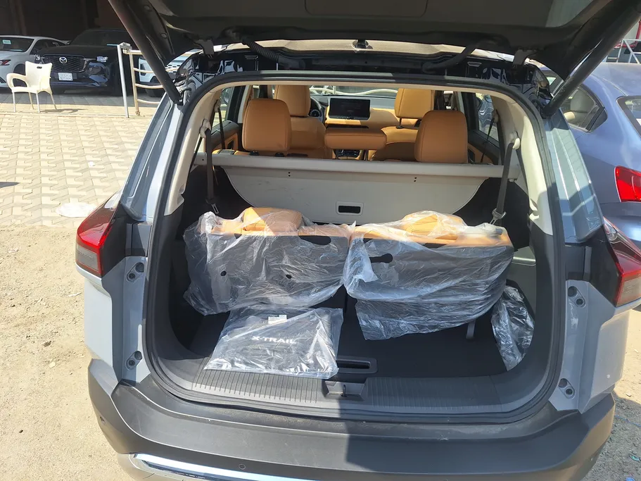 2025 Nissan Xtrail SV Plus 