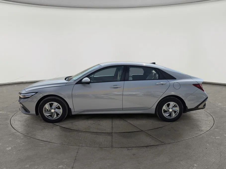 2024 هيونداي Elantra فلييت 