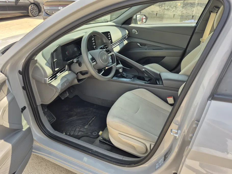 2024 هيونداي Elantra فلييت 