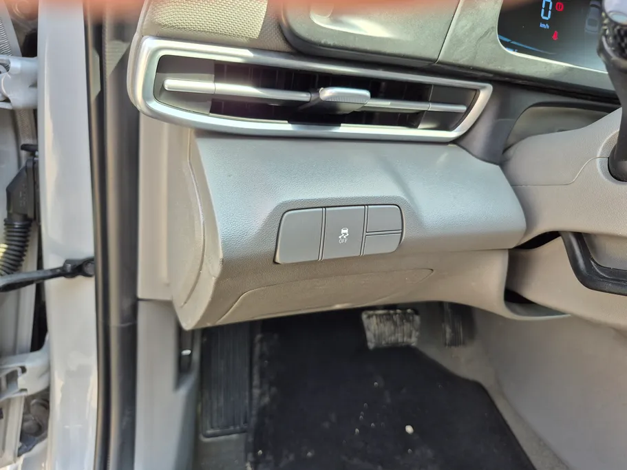 2024 Hyundai Elantra Fleet 