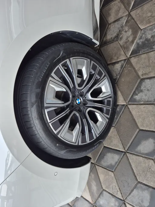 2024 BMW 7 Series 735i 