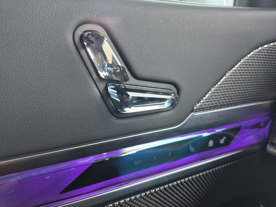 2024 BMW 7 Series 735i 