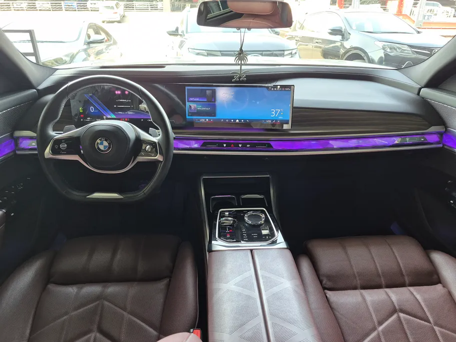 2024 BMW 7 Series 735i 