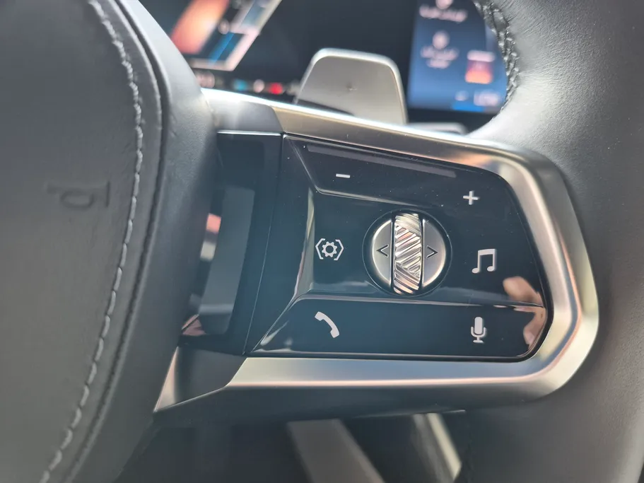بي ام دبليو الفئة السابعة 735i 2024 