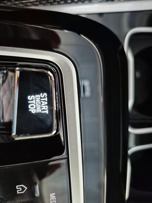 بي ام دبليو الفئة السابعة 735i 2024 