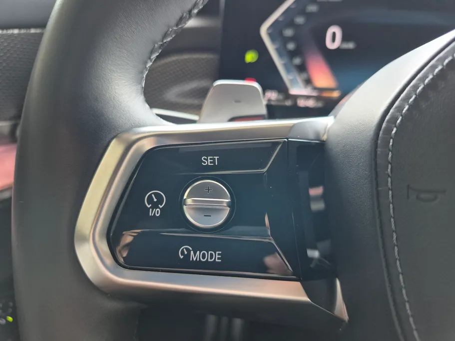 بي ام دبليو الفئة السابعة 735i 2024 