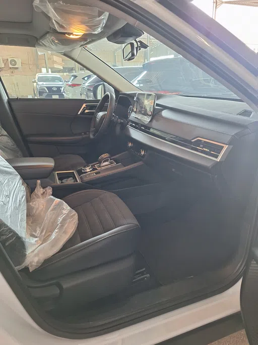 ميتسوبيشي اوتلاندر CLS 2024 