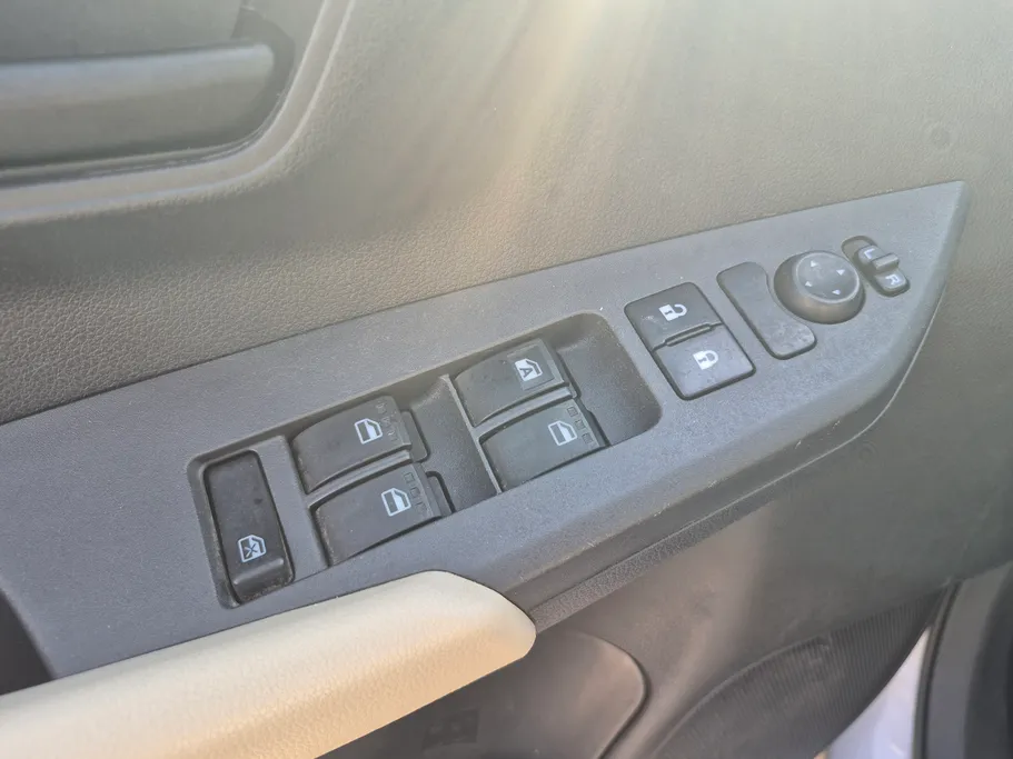 2024 Toyota Yaris  Y 