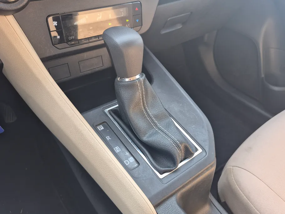 2024 Toyota Yaris  Y 