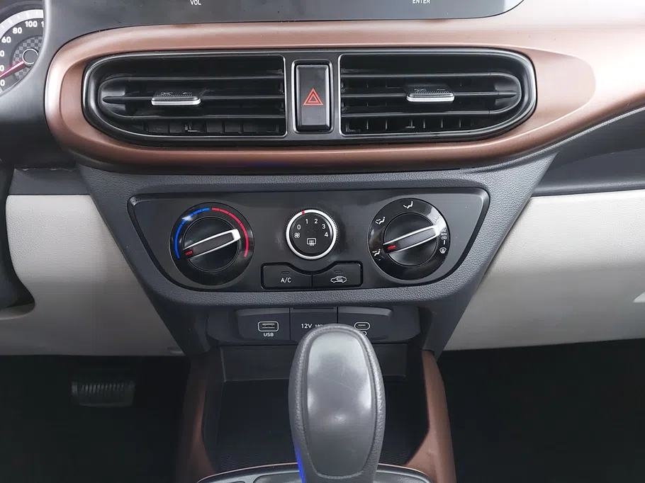 هيونداي Grand i10 فلييت 2024 