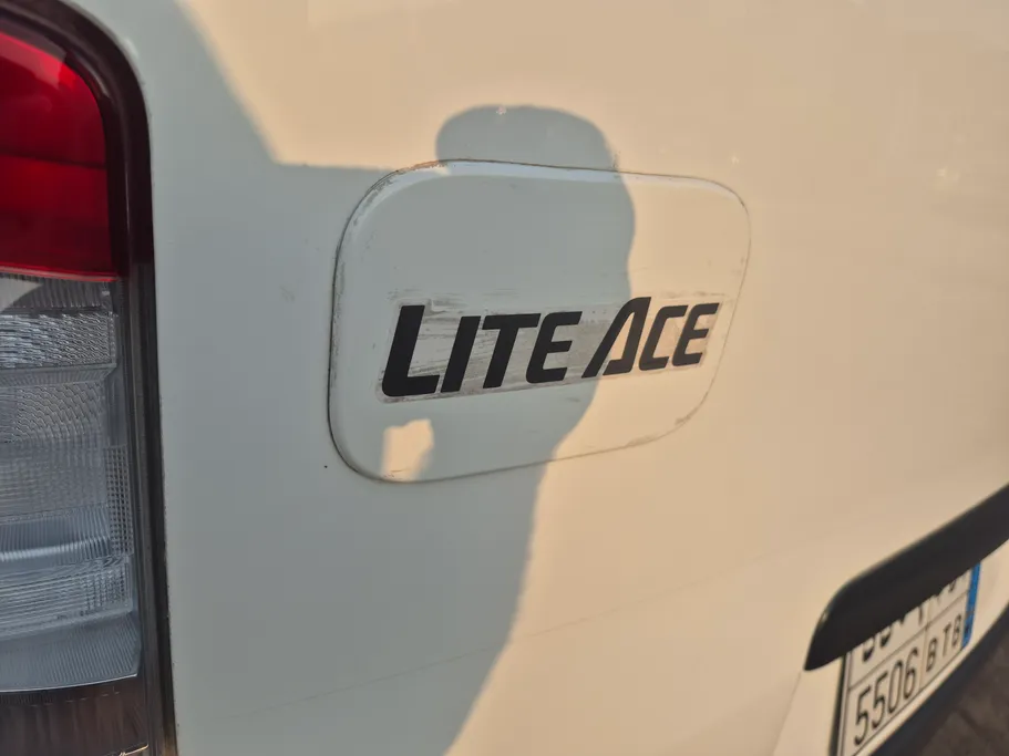 2023 Toyota LiteAce Van 
