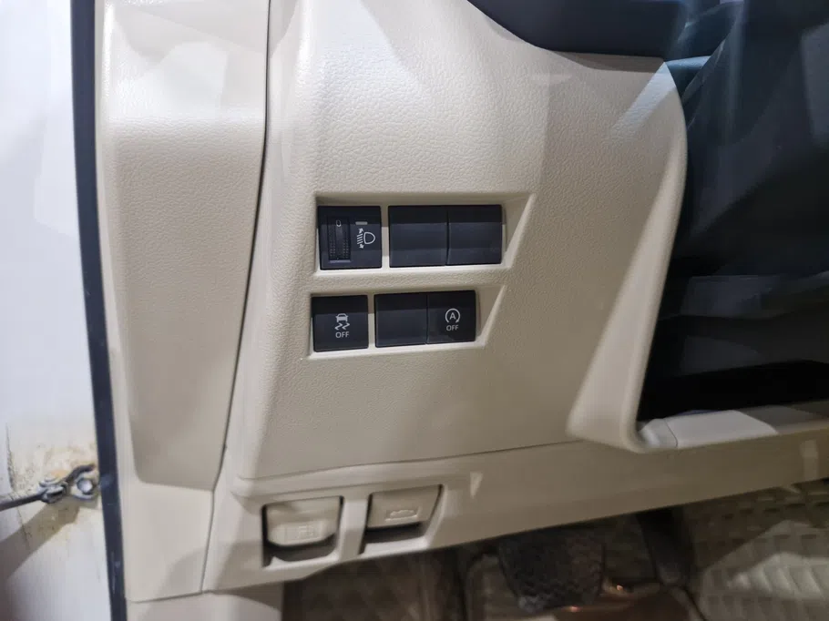 تويوتا لاندكروزر GXR1 2023 