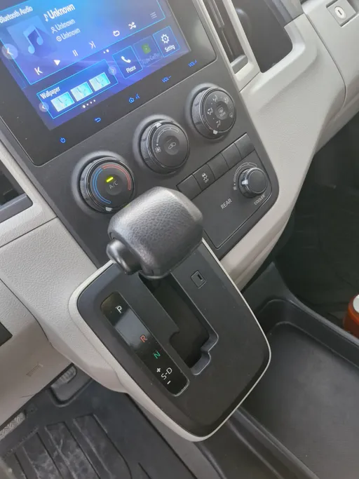 2025 Toyota Haice ركاب سقف عالي 