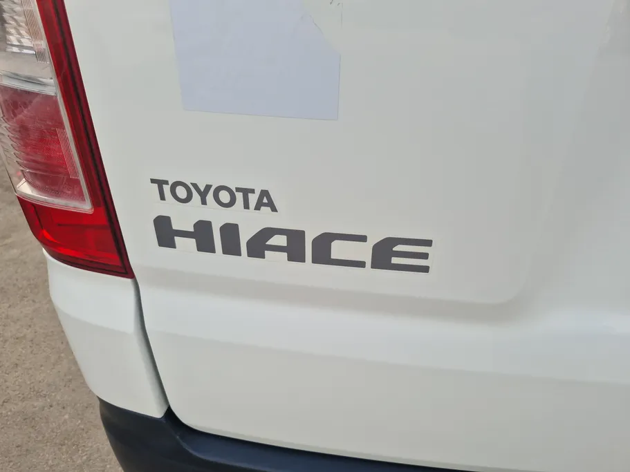 2025 Toyota Haice ركاب سقف عالي 