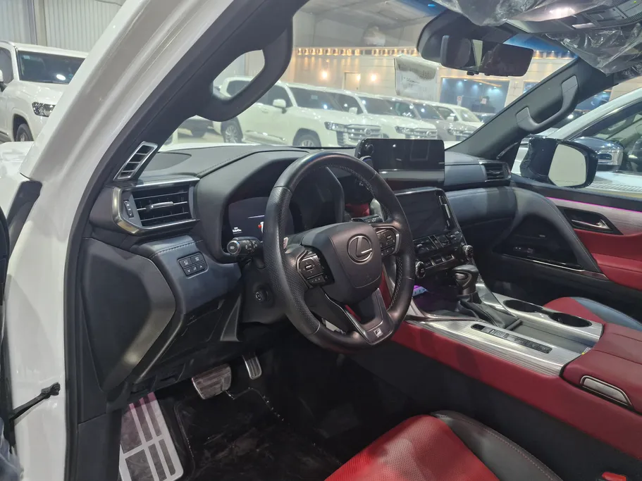 لكزس LX 600 FF F-Sport 2024 