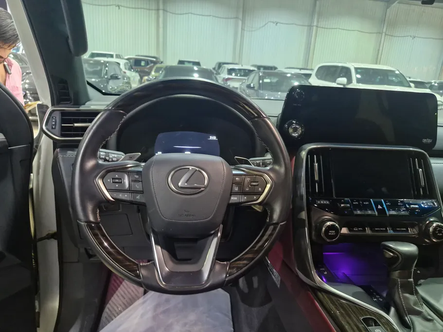 لكزس LX 600 BB Elite 2024 