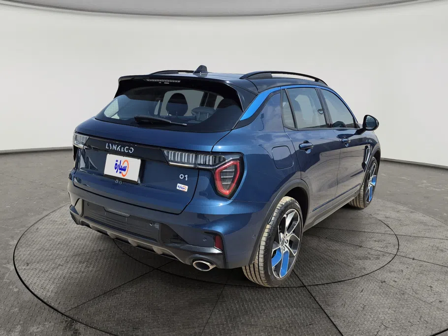 2024 Lynk and Co 01 Louder Pro 