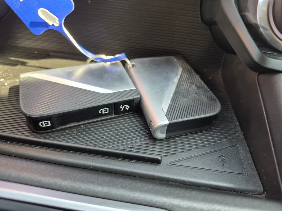 2024 Lynk and Co 01 Louder Pro 