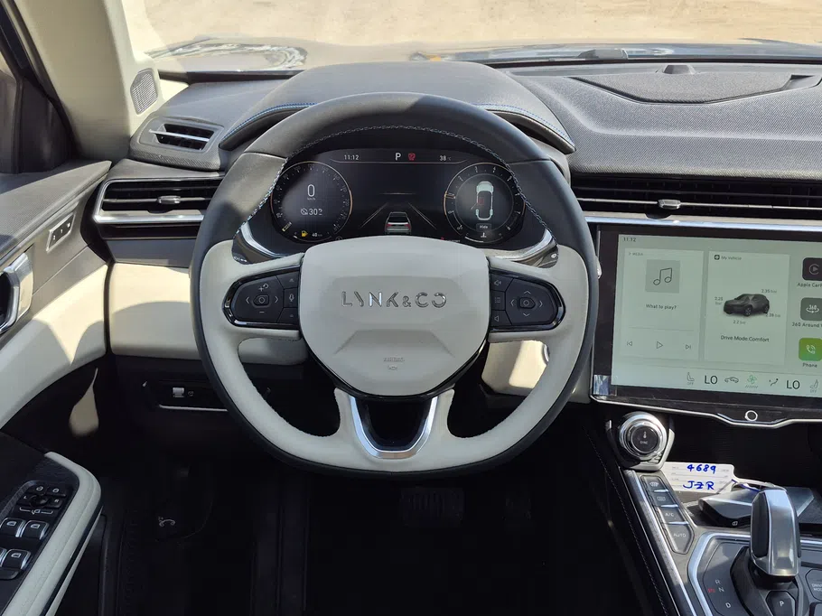 2024 Lynk and Co 01 Louder Pro 