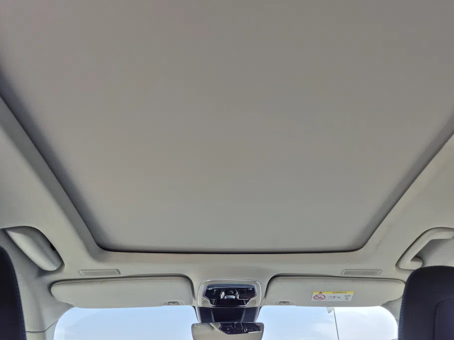 2024 Lynk and Co 01 Louder Pro 
