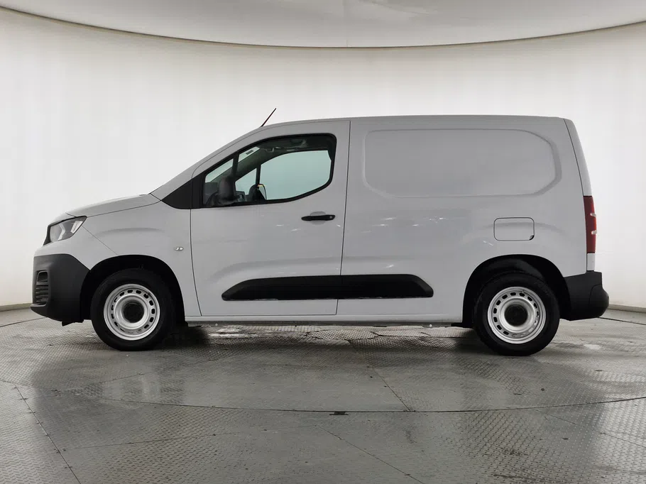 2024 Peugeot Partner Short van 