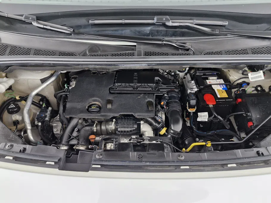 2024 Peugeot Partner Short van 