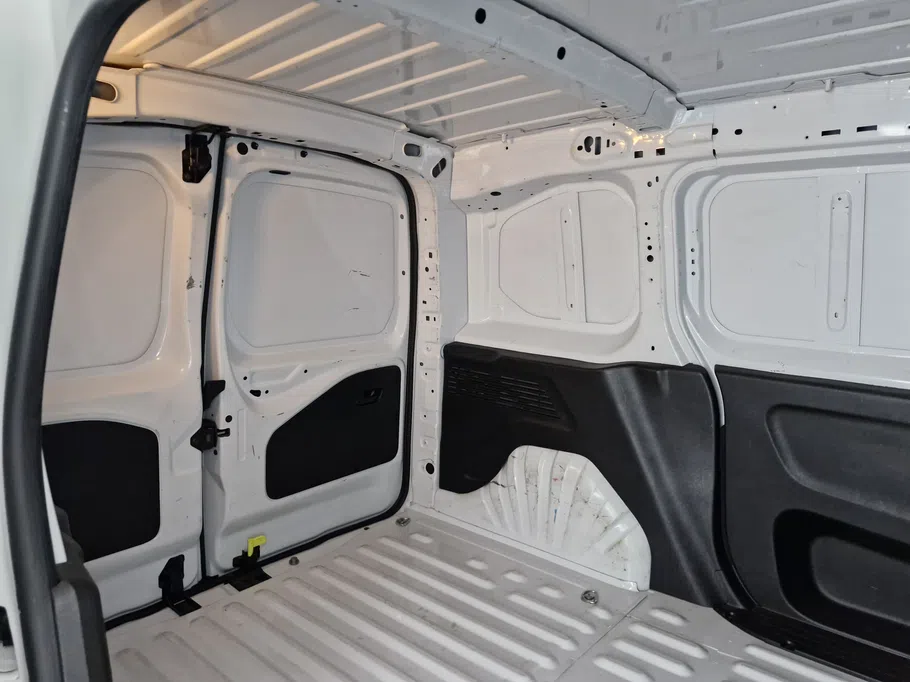 2024 Peugeot Partner Short van 