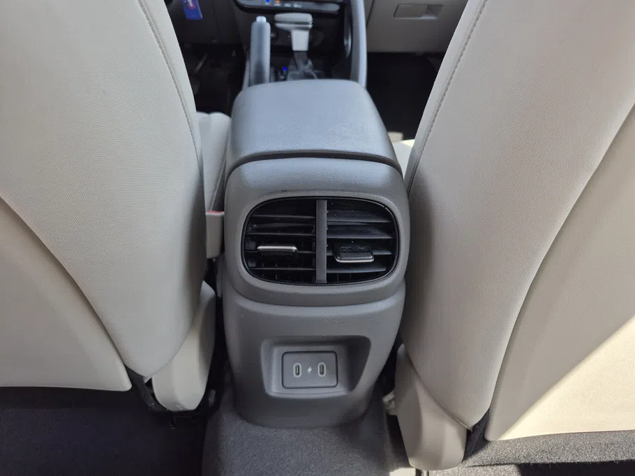 2024 Hyundai Elantra Fleet 