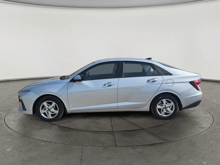 2024 Hyundai Accent Fleet 