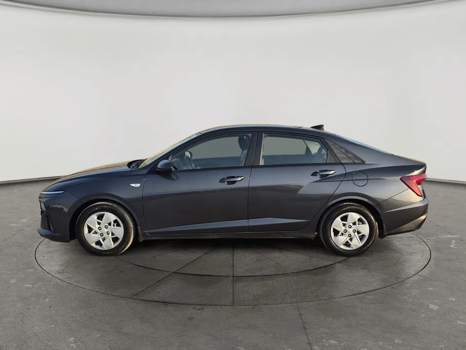 2024 Hyundai Accent Fleet 