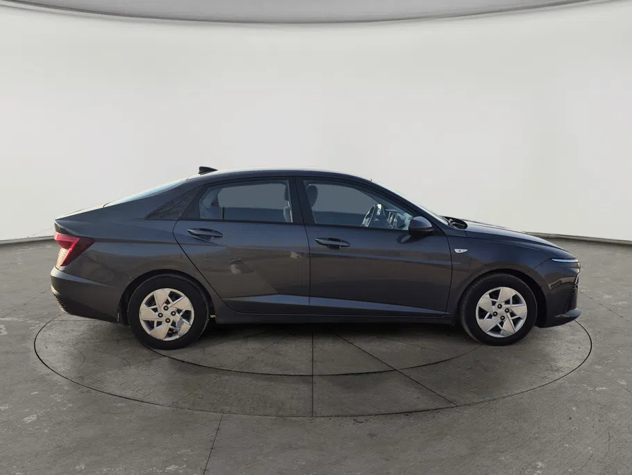 2024 Hyundai Accent Fleet 